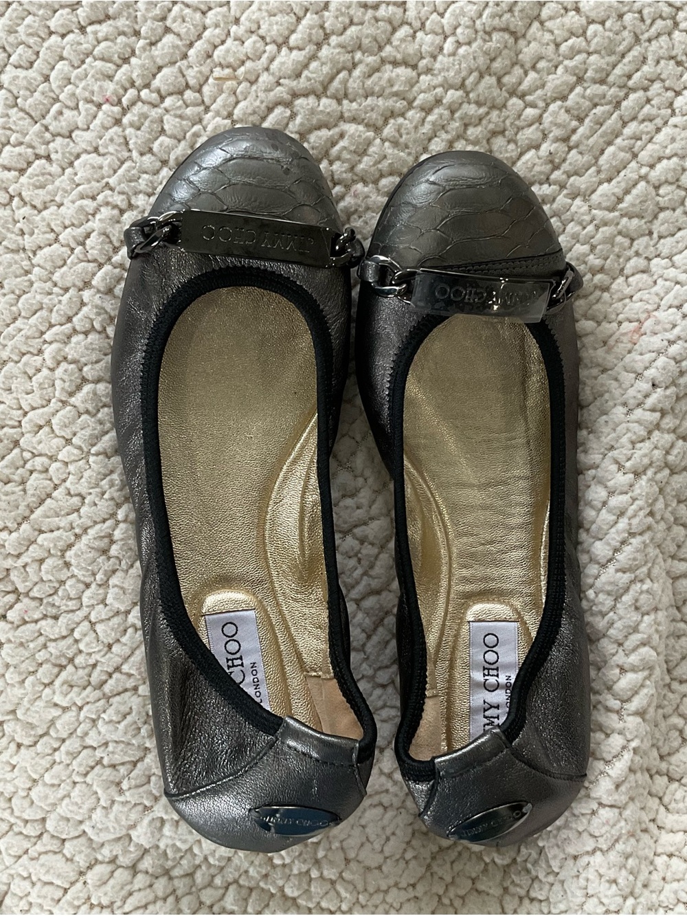 Jimmy Choo Metallic Gunmetal Ballet Flats with Chain Plaque sz 38.5 NWOT